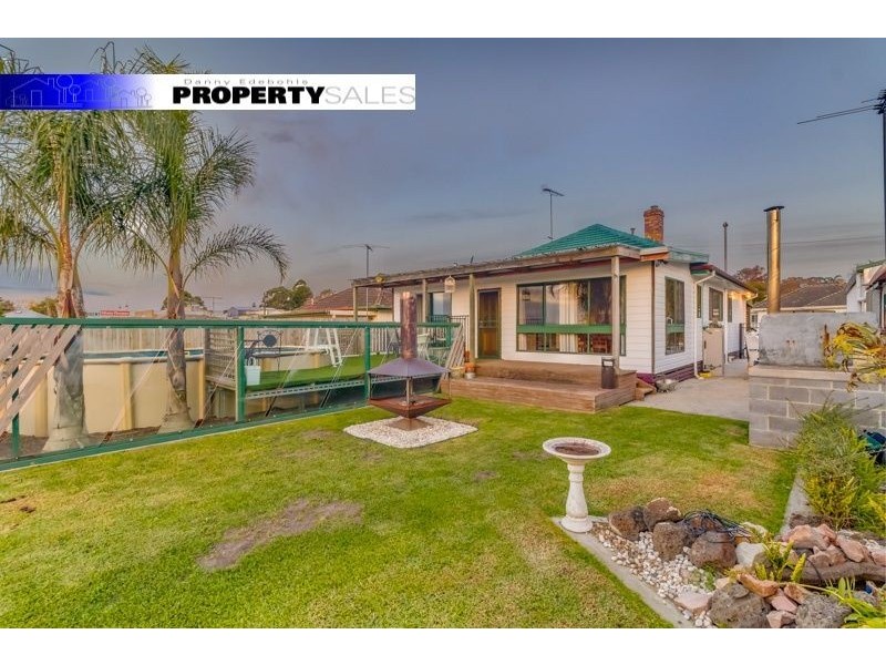 17 Central Avenue, Newborough VIC 3825