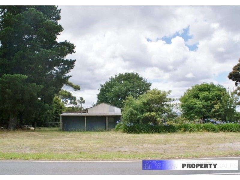 2384 Willow Grove Road, Hill End VIC 3825