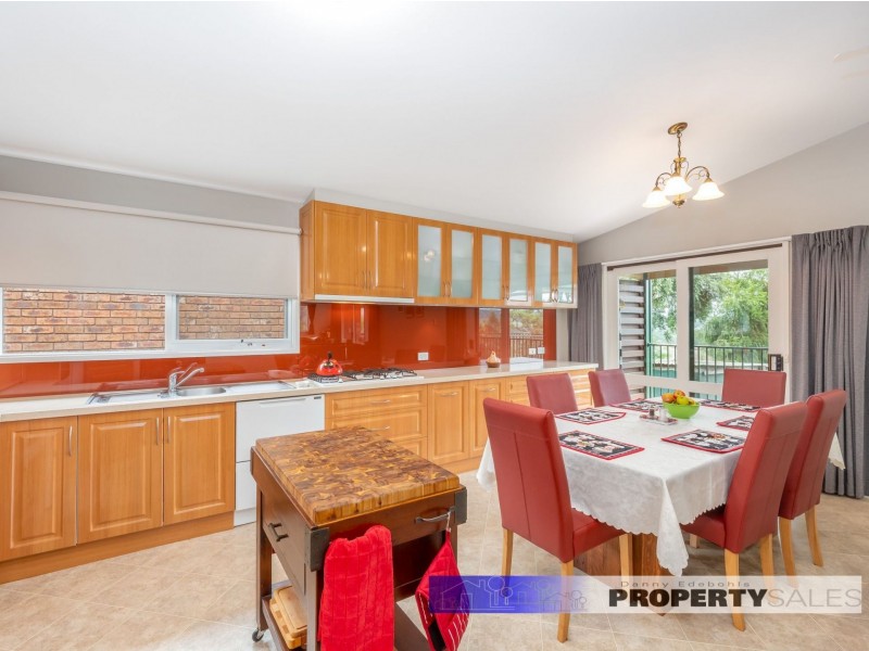 9 Kenall Drive, Moe VIC 3825