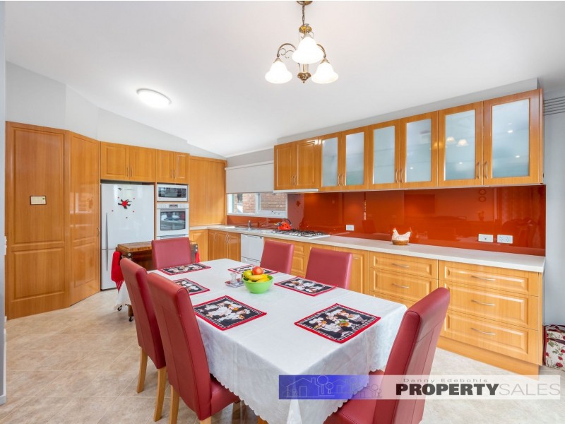 9 Kenall Drive, Moe VIC 3825