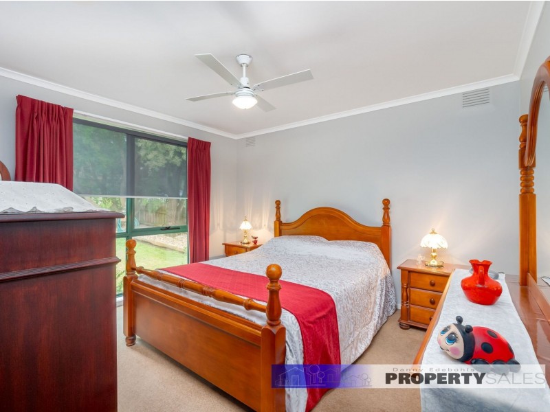9 Kenall Drive, Moe VIC 3825