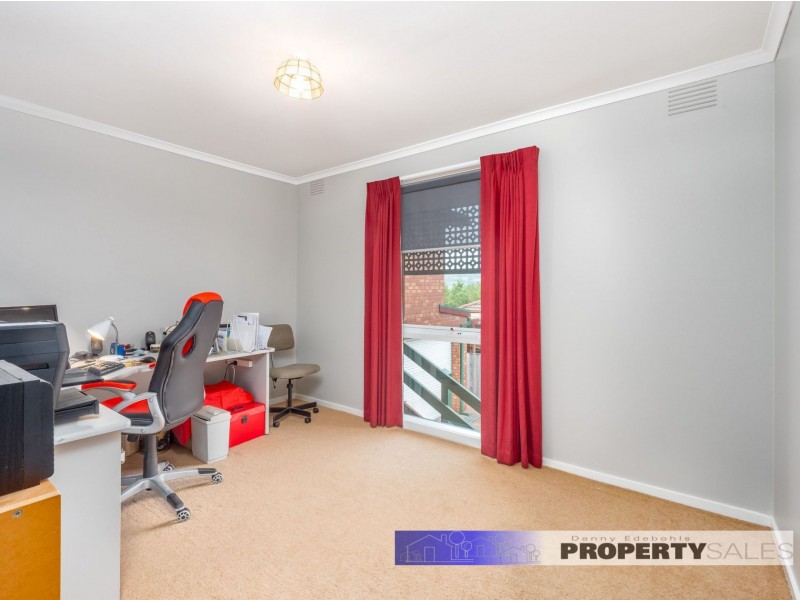9 Kenall Drive, Moe VIC 3825