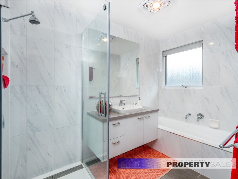 9 Kenall Drive, Moe VIC 3825