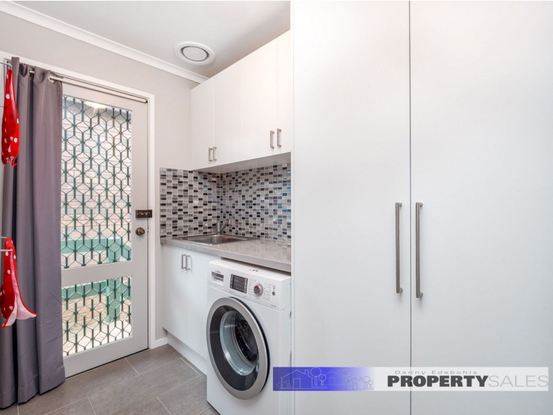 9 Kenall Drive, Moe VIC 3825