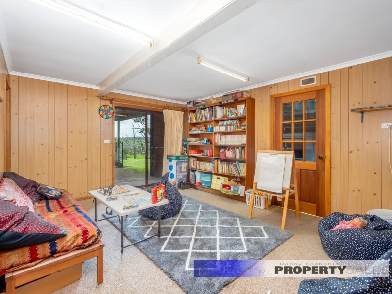 9 Kenall Drive, Moe VIC 3825
