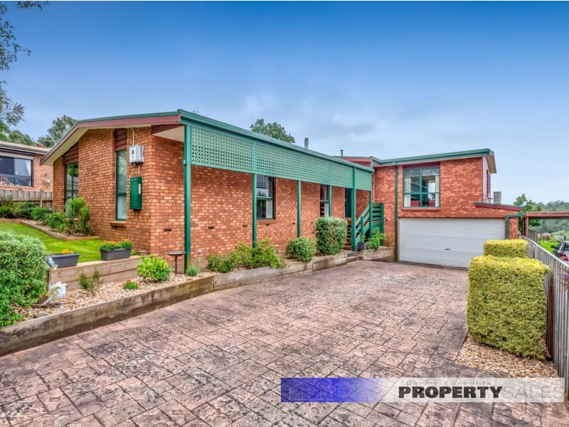 9 Kenall Drive, Moe VIC 3825