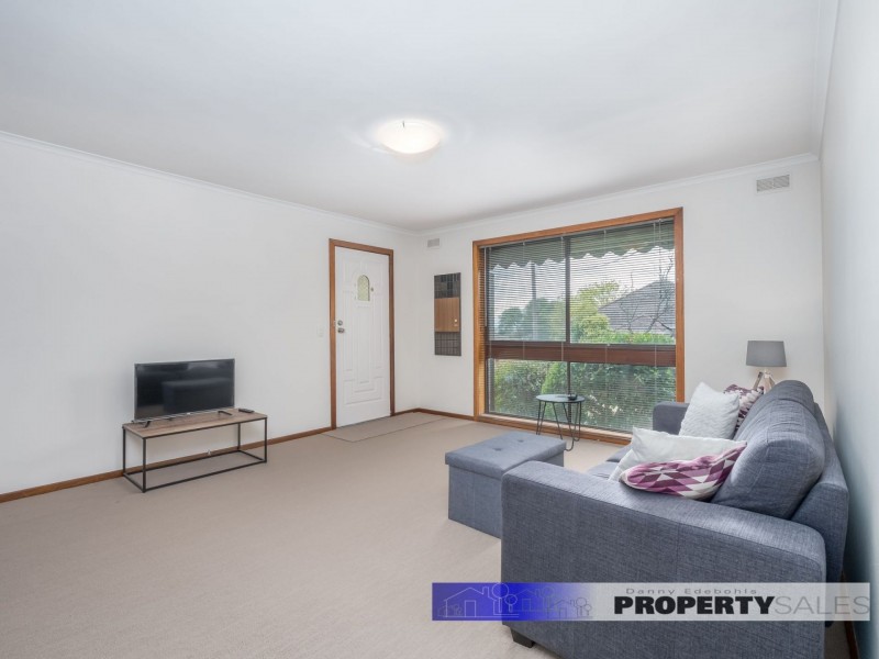 1/5 Tovell Street, Newborough VIC 3825