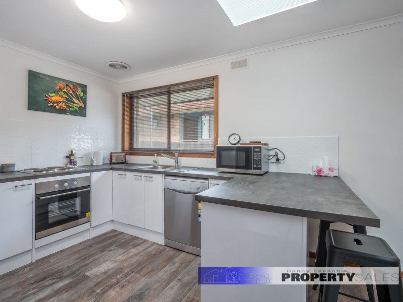 1/5 Tovell Street, Newborough VIC 3825