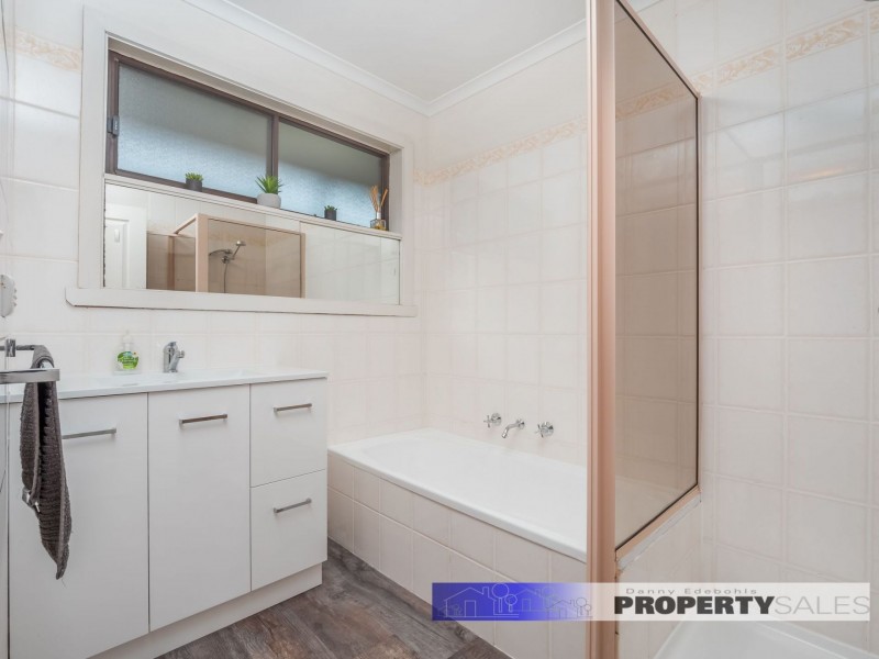 1/5 Tovell Street, Newborough VIC 3825