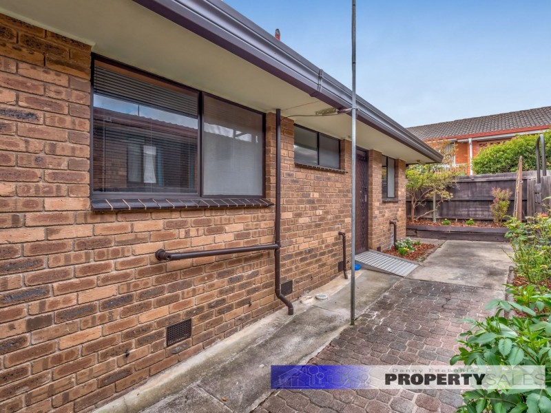 1/5 Tovell Street, Newborough VIC 3825