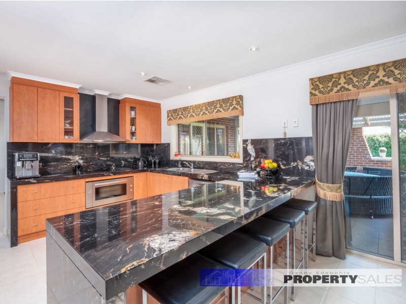 44 Parkside Drive, Moe VIC 3825