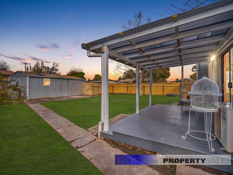 71 Western Avenue, Newborough VIC 3825