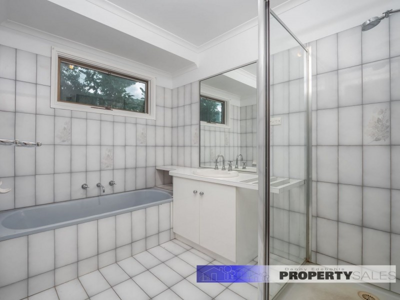 136 Southwell Ave, Newborough VIC 3825