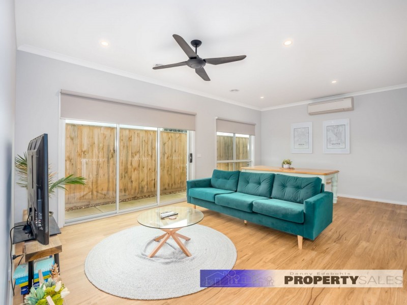 22 Arapiles Drive, Moe VIC 3825