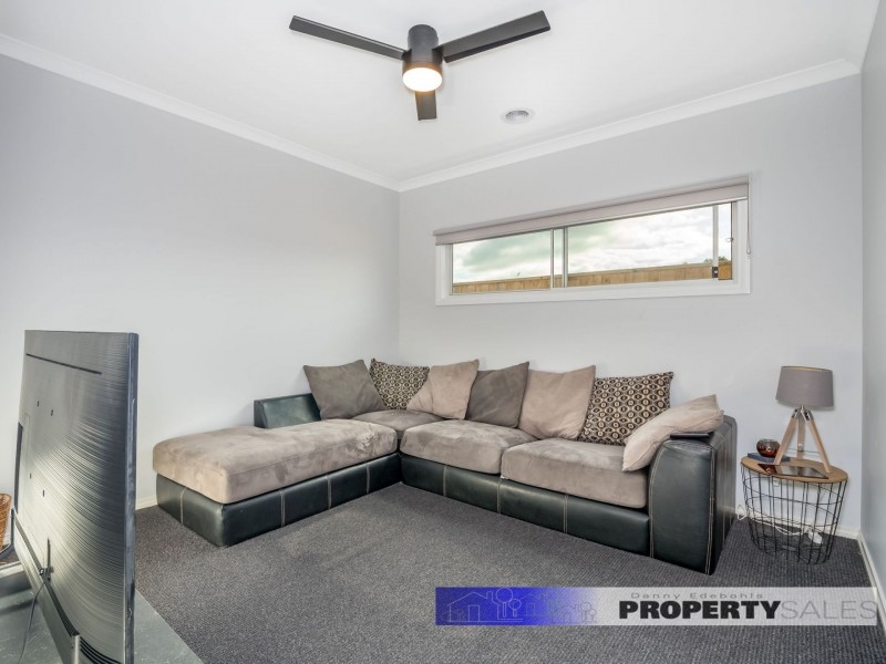 22 Arapiles Drive, Moe VIC 3825