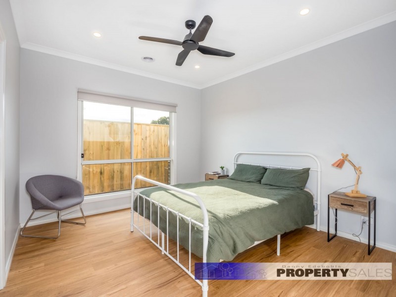 22 Arapiles Drive, Moe VIC 3825
