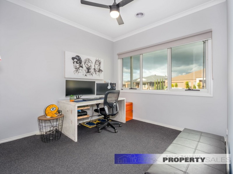 22 Arapiles Drive, Moe VIC 3825