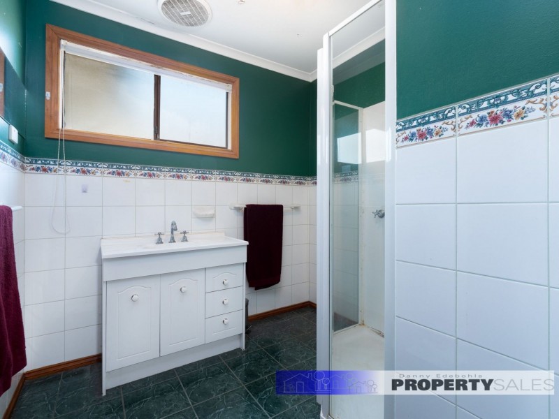 29 Service Road, Moe VIC 3825