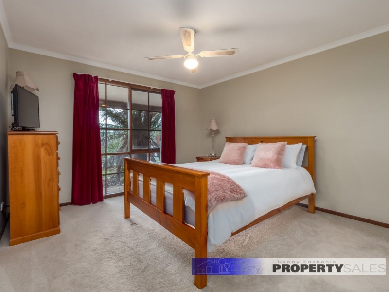 70 Coalville Road, Moe VIC 3825