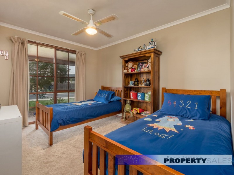 70 Coalville Road, Moe VIC 3825