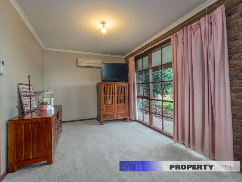 70 Coalville Road, Moe VIC 3825