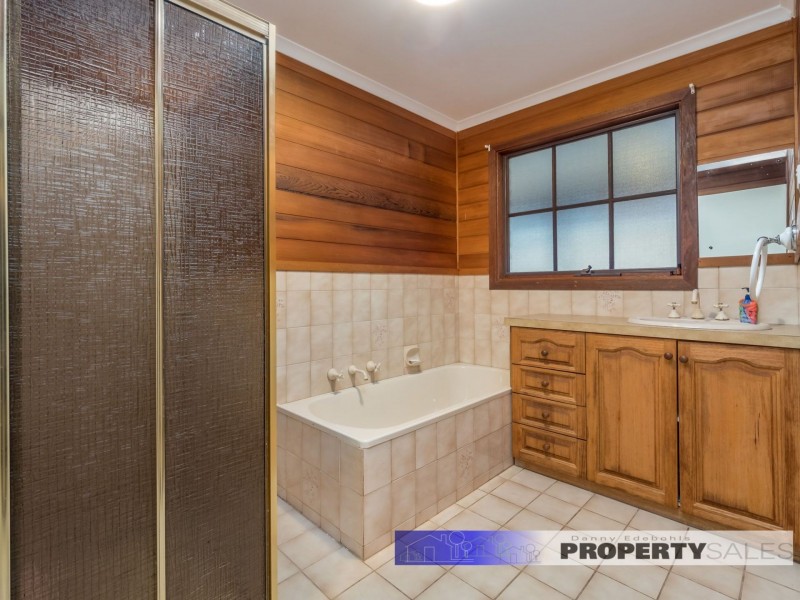 70 Coalville Road, Moe VIC 3825