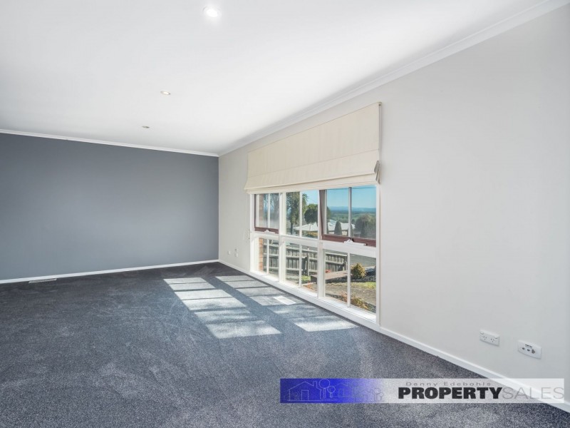 32 Scorpio Drive, Moe VIC 3825