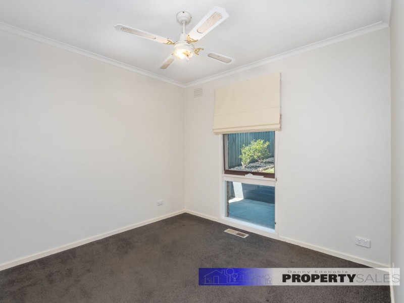 32 Scorpio Drive, Moe VIC 3825