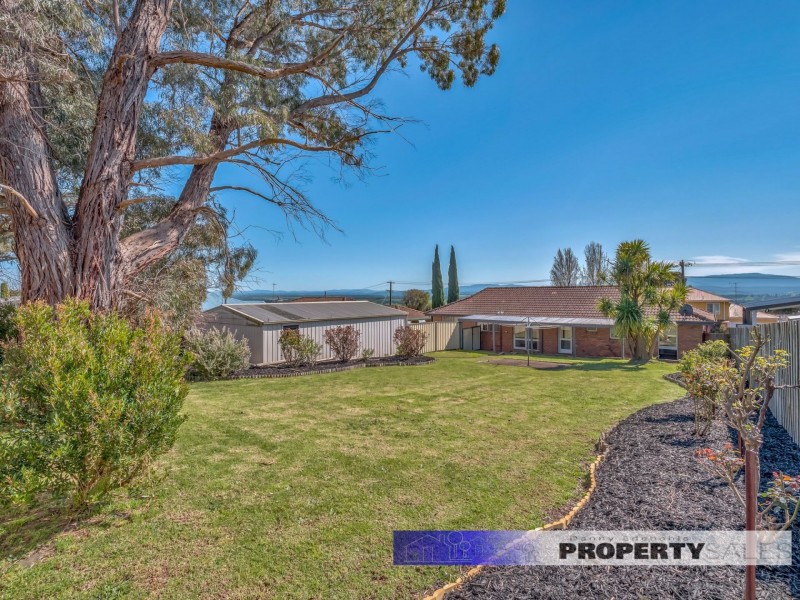 32 Scorpio Drive, Moe VIC 3825