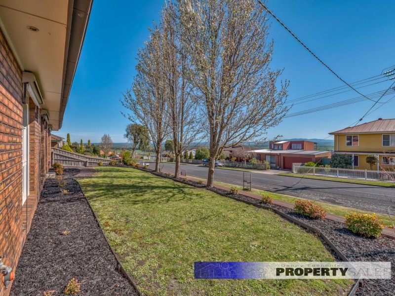 32 Scorpio Drive, Moe VIC 3825