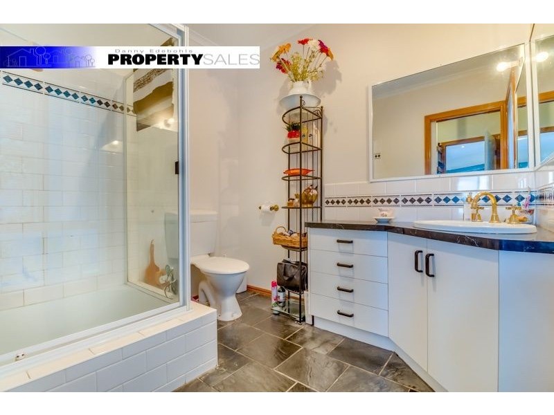 358 Coalville Road, Moe South VIC 3825