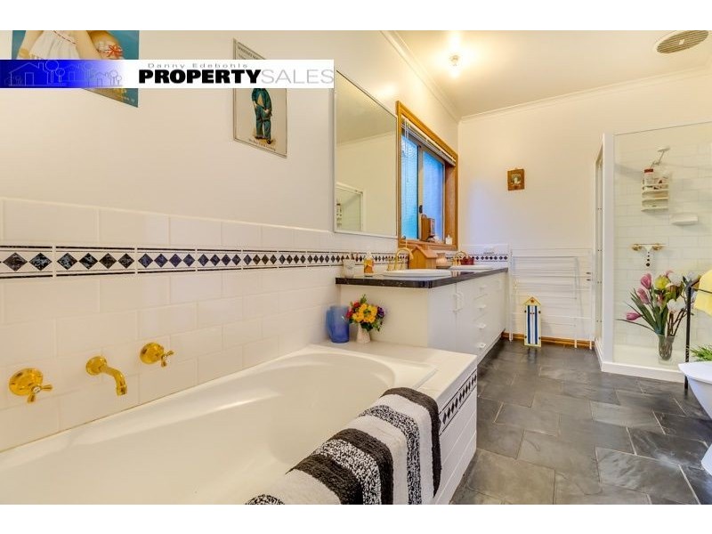 358 Coalville Road, Moe South VIC 3825