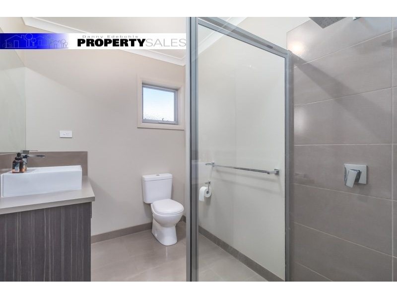 3/154 Narracan Drive, Newborough VIC 3825