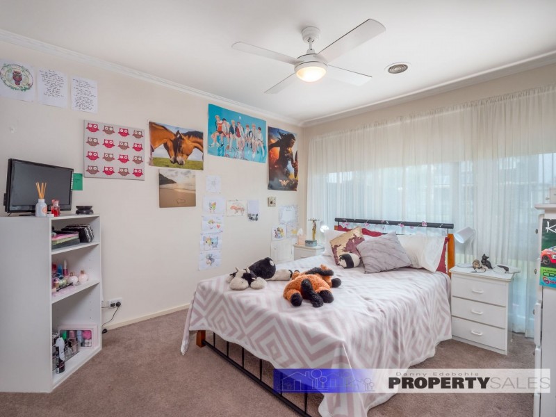 11 May Street, Moe VIC 3825
