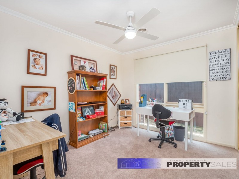 11 May Street, Moe VIC 3825