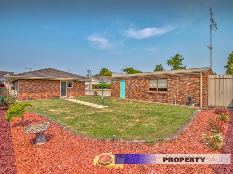 11 May Street, Moe VIC 3825