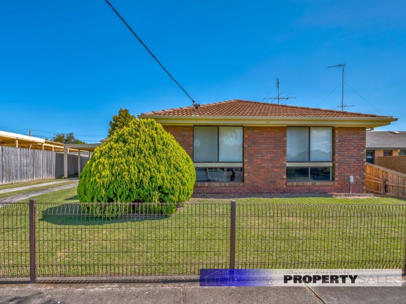 13 Abbott Street, Moe VIC 3825