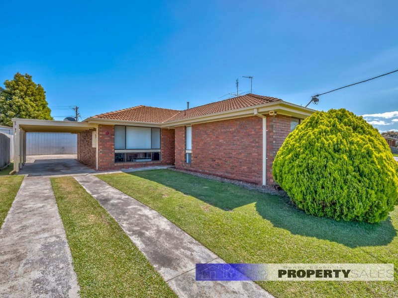 13 Abbott Street, Moe VIC 3825