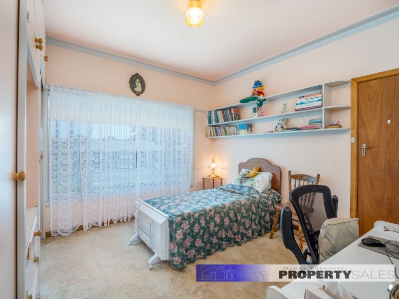 8 March Street, Newborough VIC 3825