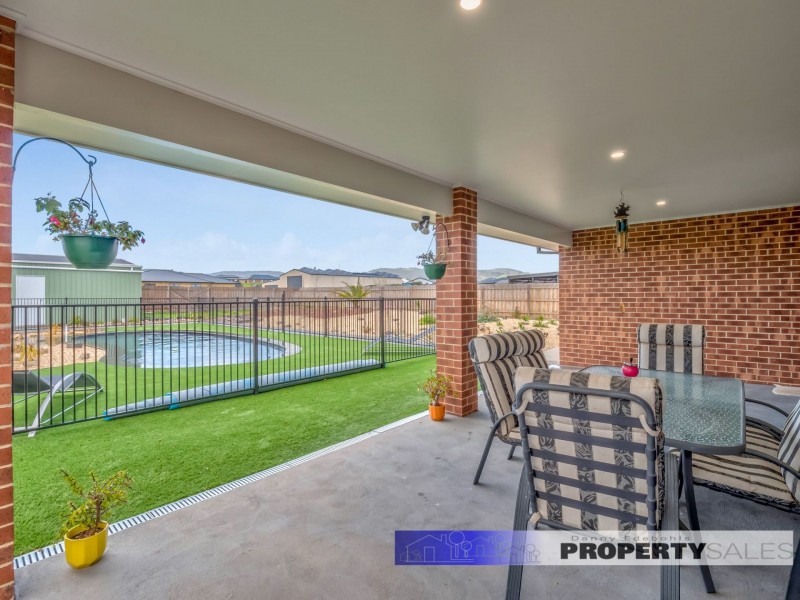 1 Brown Drive, Churchill VIC 3842
