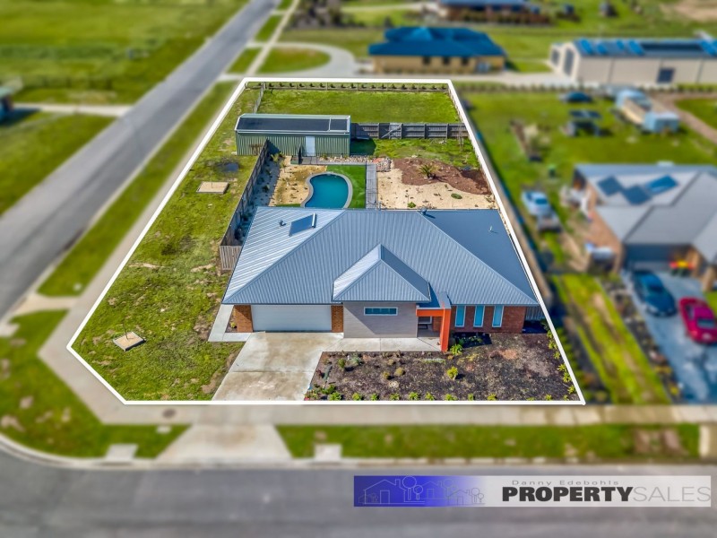 1 Brown Drive, Churchill VIC 3842