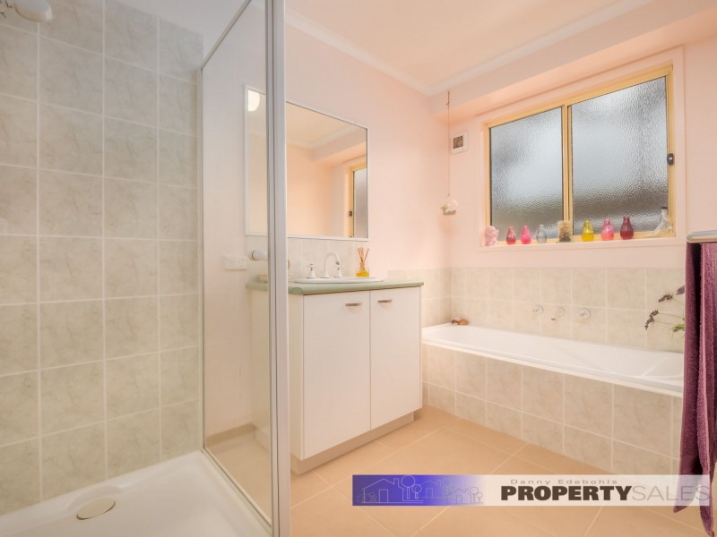 35 Wattle Tree Road, Moe South VIC 3825