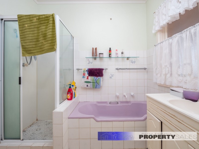 12 Ford Avenue, Newborough VIC 3825