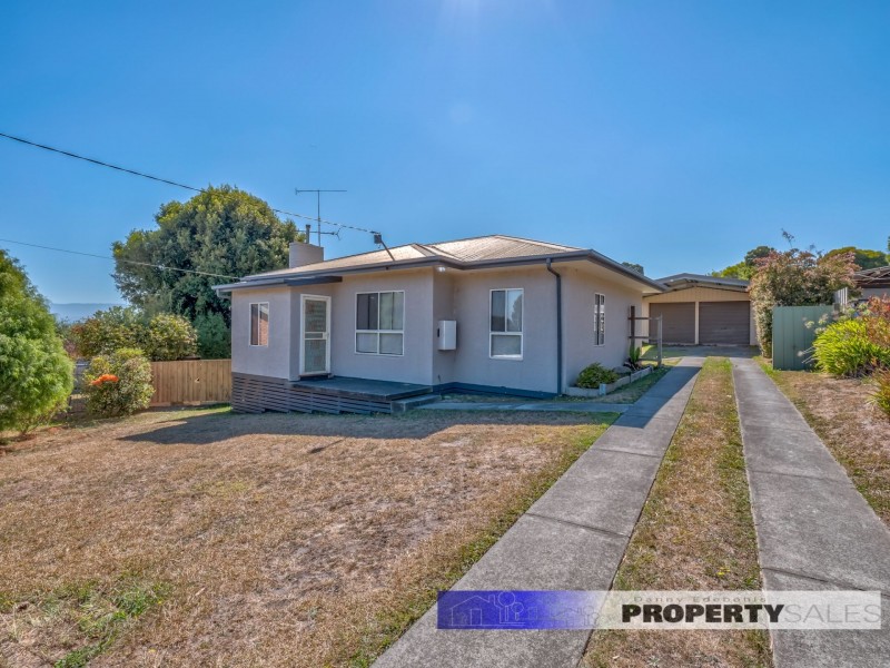 2 Sasse Court, Moe VIC 3825