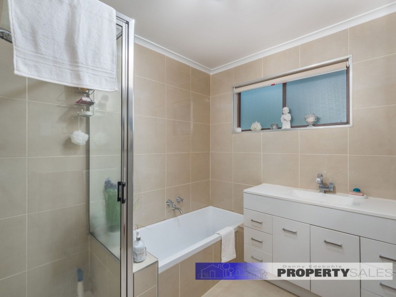 17 Hawker Street, Moe VIC 3825