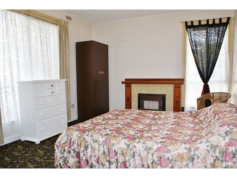 16 Harold Street, Moe VIC 3825