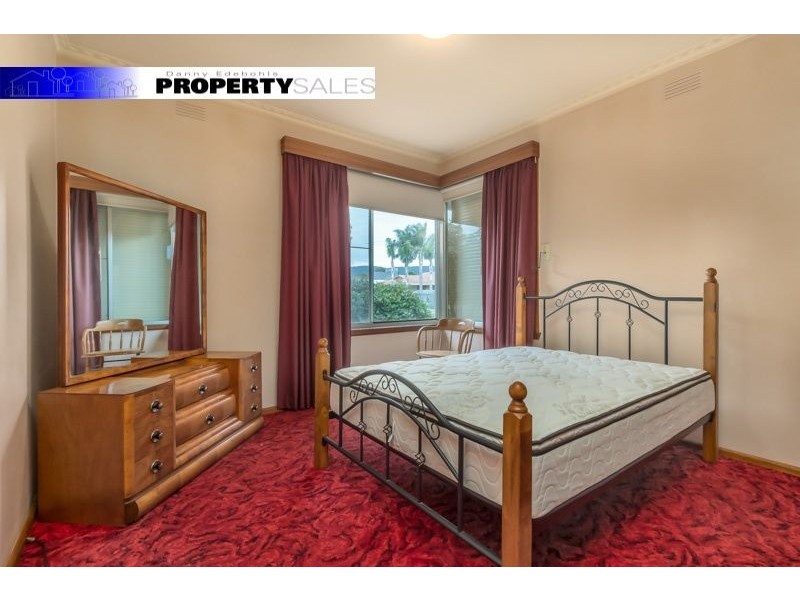 1 Moffat Street, Moe VIC 3825