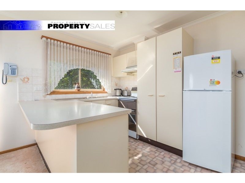 56 Ollerton Avenue, Newborough VIC 3825