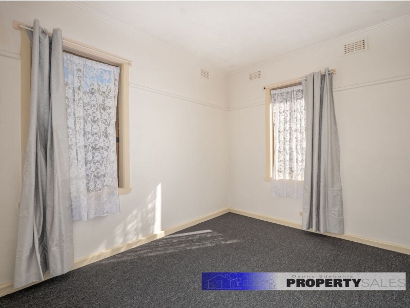 12 Lincoln Street, Moe VIC 3825