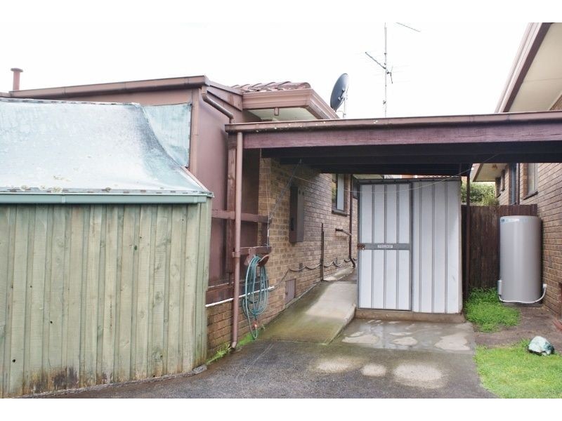 1/5 Tovell Street, Newborough VIC 3825